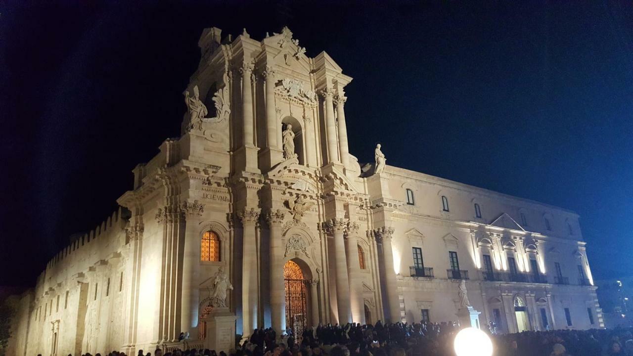 Il Nido Di Diana In Ortigia Appartement Syracuse Buitenkant foto